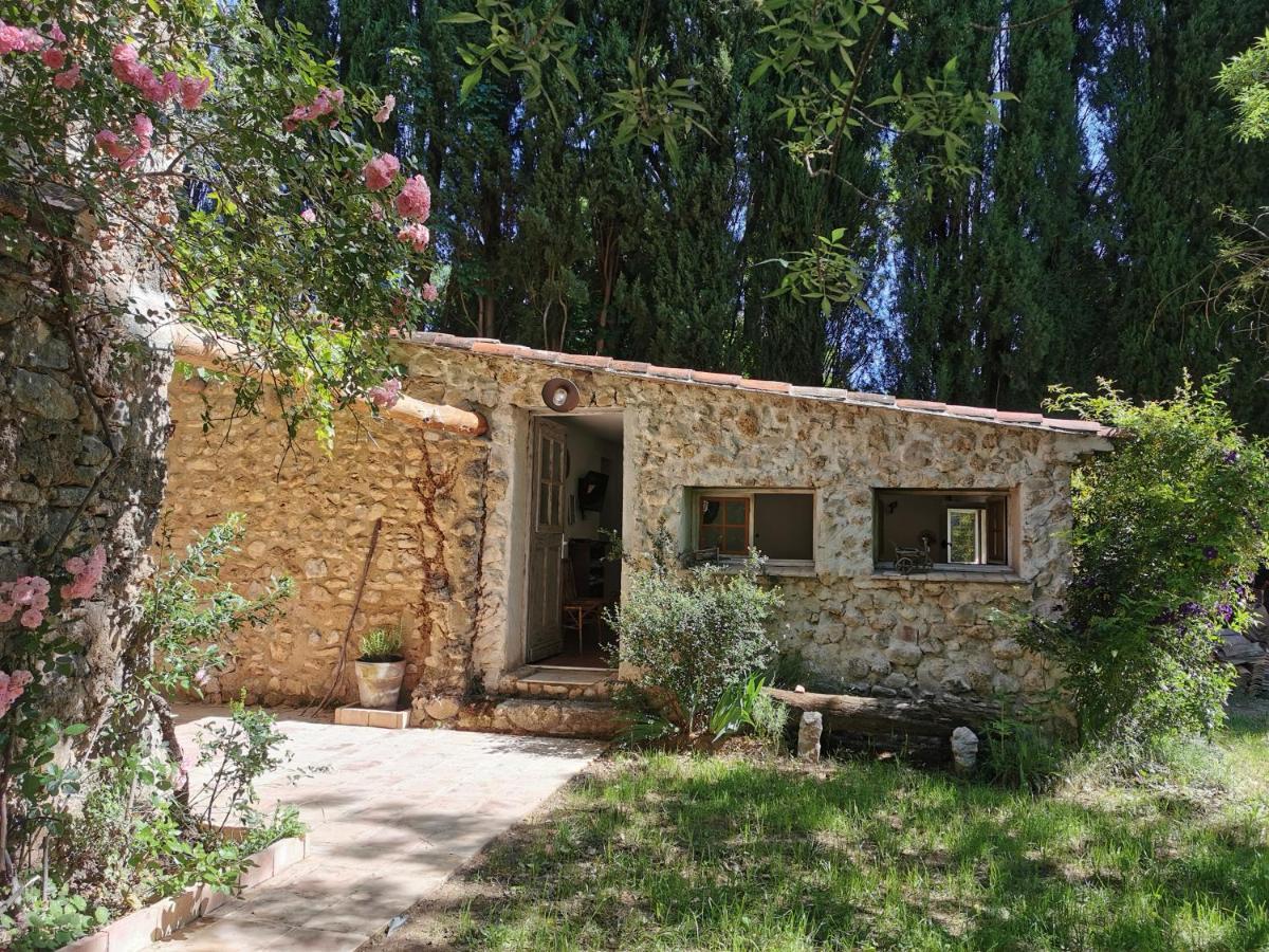 La Bastide Du Capelier - Chambres D'Hotes Avec Baignoire Balneotherapie - 3 Etoiles Salernes Zewnętrze zdjęcie